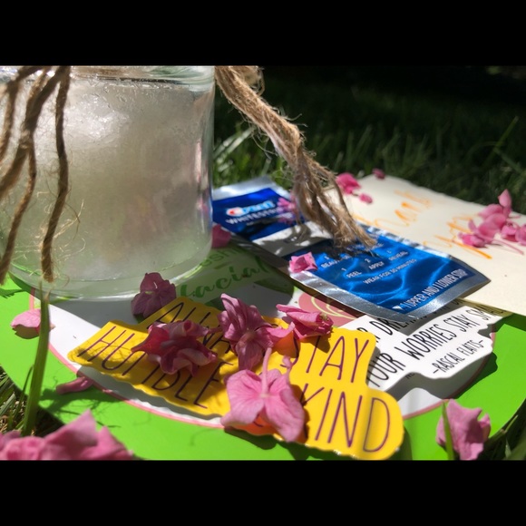 SELF CARE KIT - Picture 5 of 6